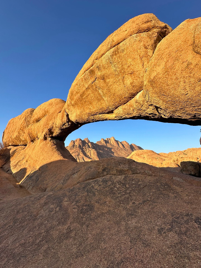 Spitzkoppe arch
