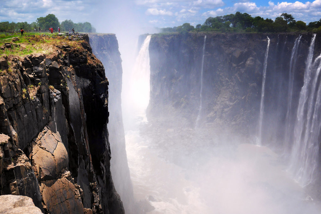 17-Day Desert, Delta and Falls Grand Safari