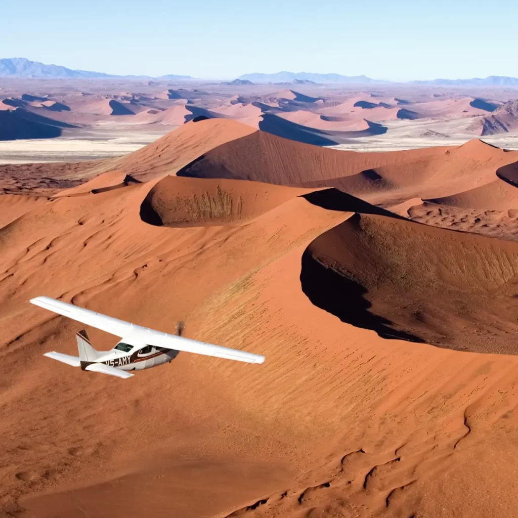 4-Day Sossusvlei and Skeleton Coast Fly-In Safari